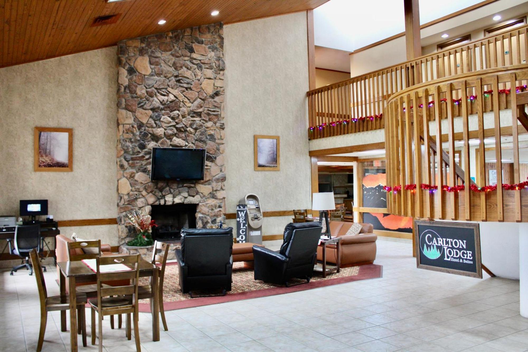 The Carlton Lodge Adrian Экстерьер фото