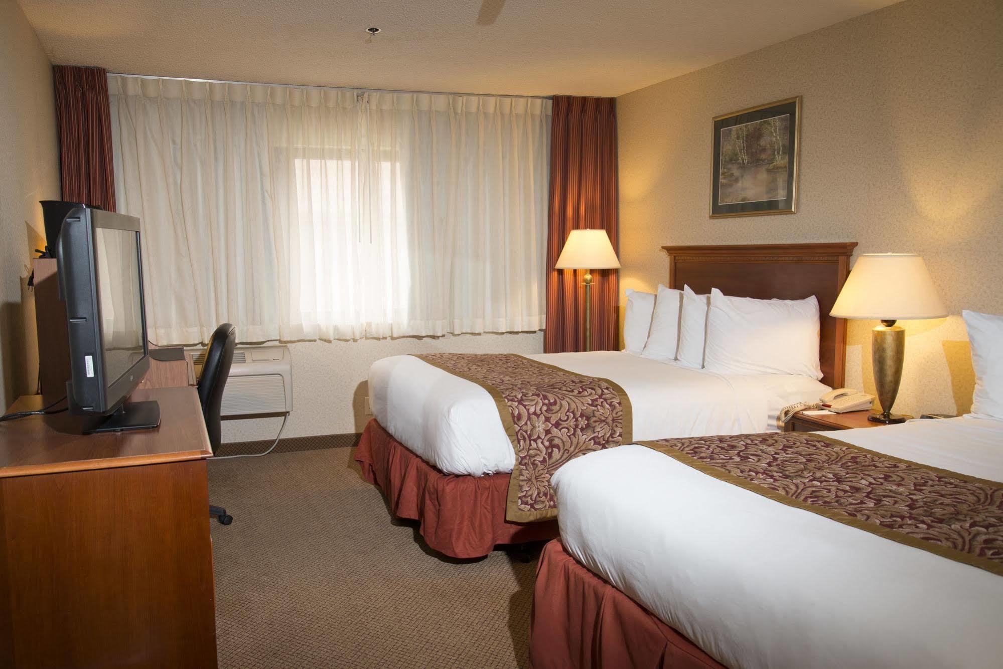 The Carlton Lodge Adrian Экстерьер фото